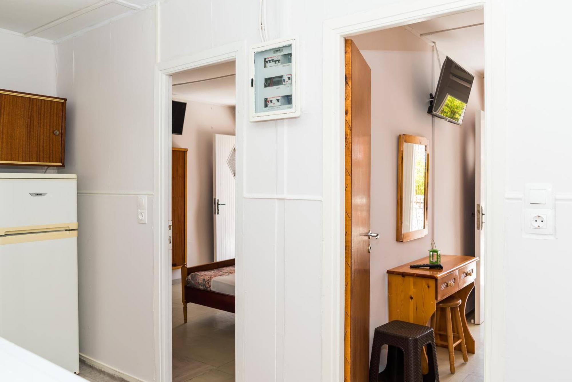 Hotel Roussa's Laganas