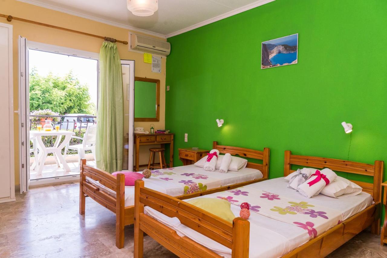 Hotel Roussa's