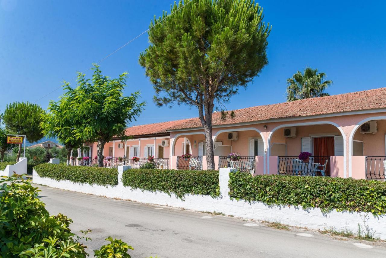 Roussa's Hotel