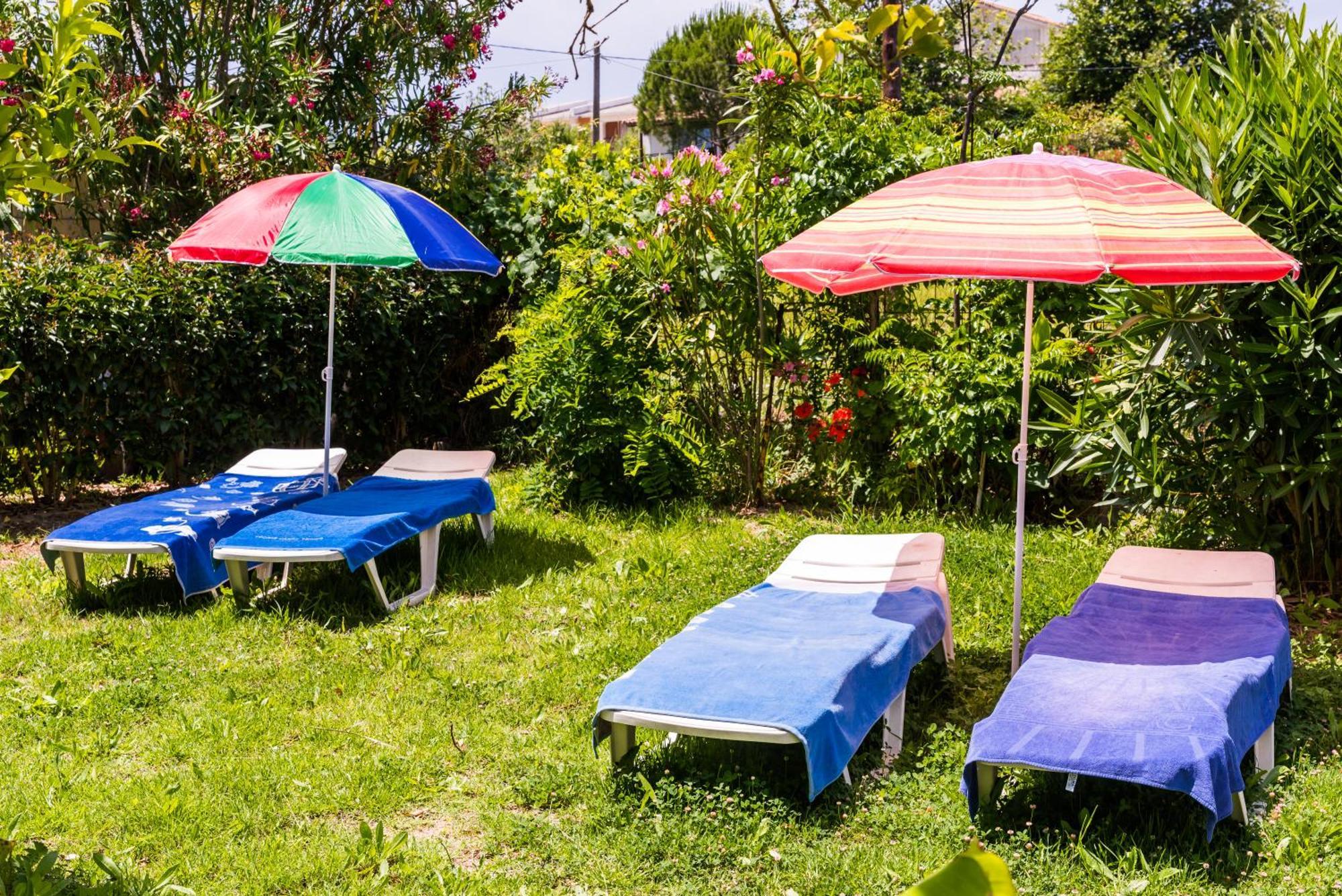Hotel Roussa's 2*